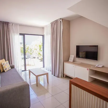 Caybeach Resort 3*